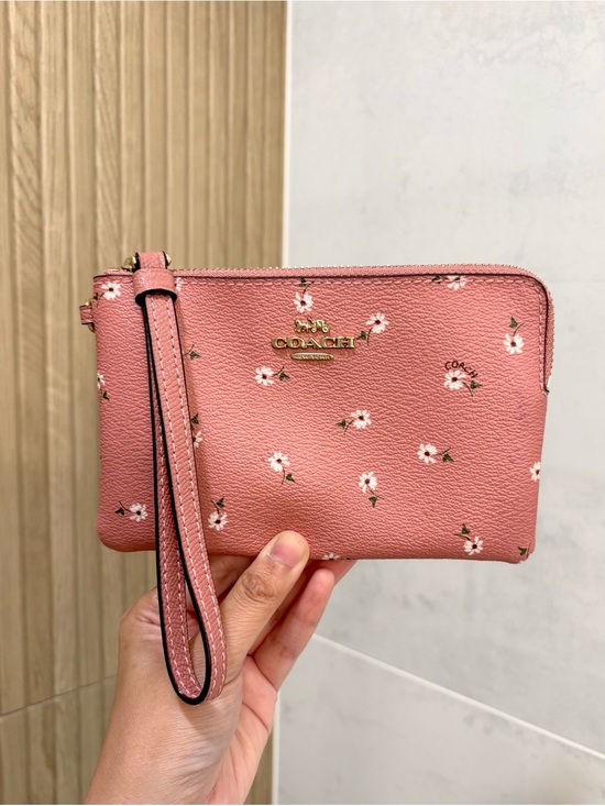 Coach Handbags - Coach Wristlet Wallet Pink Gold With Floral Print MSRP $125 NEW